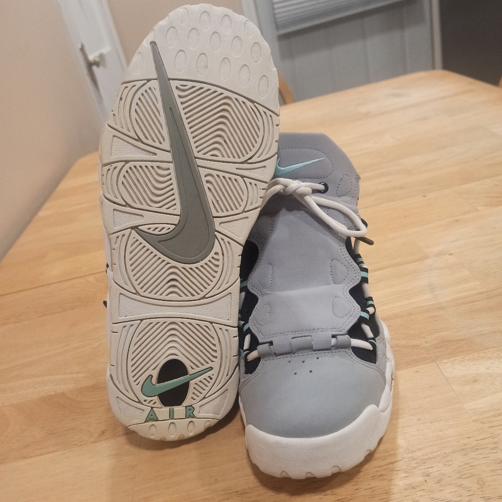 Nike Air More Money Island Green Wolf Grey Snickers - Picture 5 of 13